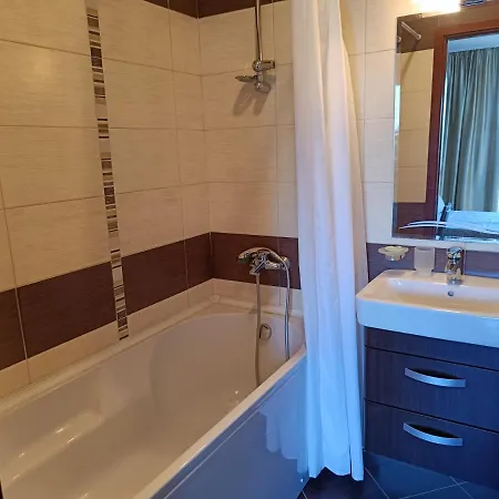 приятна почивка на море в Golden Line Apartment