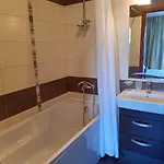 приятна почивка на море в Golden Line Apartment