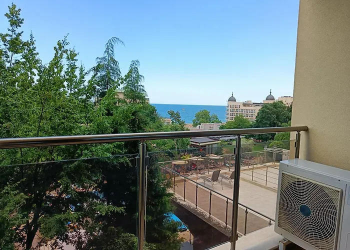 Apartment приятна почивка на море в Golden Line *